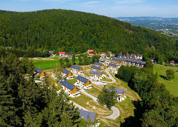 Hillside, Sun & Snow Карпач