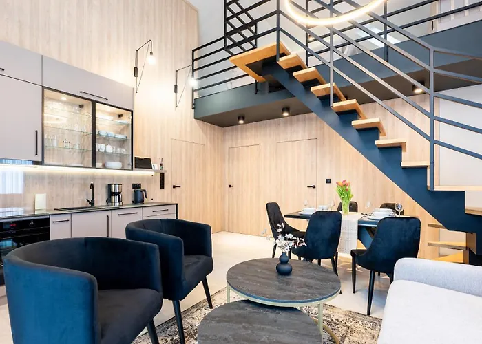 Апартаменты Hillside, Sun & Snow *