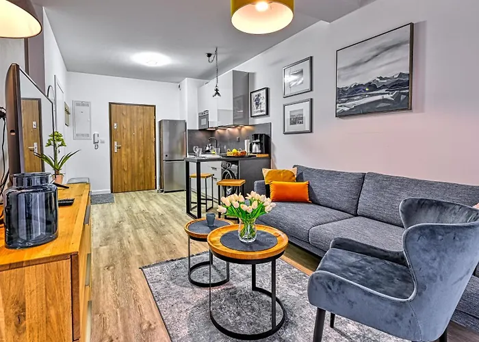 Hillside, Sun & Snow Апартаменты