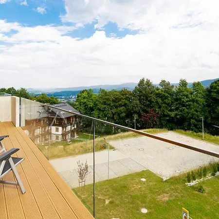 Hillside, Sun & Snow * Karpacz