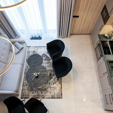 Hillside, Sun & Snow Apartmán *