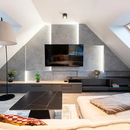 Hillside, Sun & Snow Lejlighed