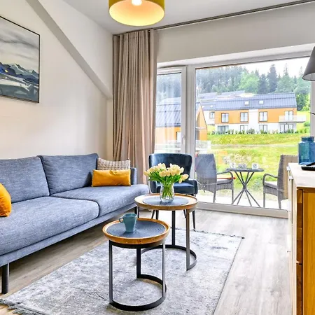 Hillside, Sun & Snow * Karpacz