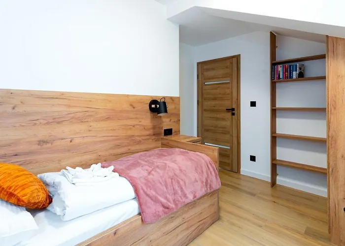 Apartment Hillside, Sun & Snow *