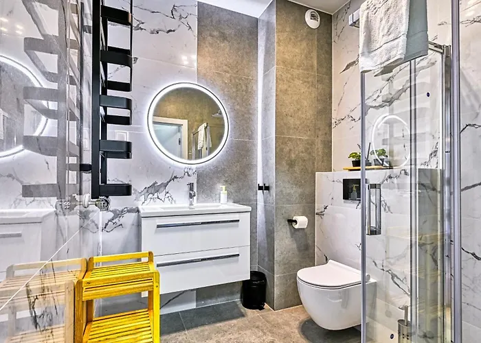 Apartment Hillside, Sun & Snow